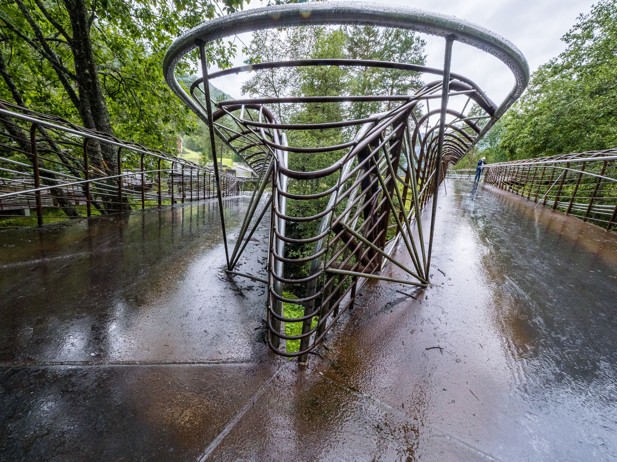 250813 0950 J  2JR0056 HDR